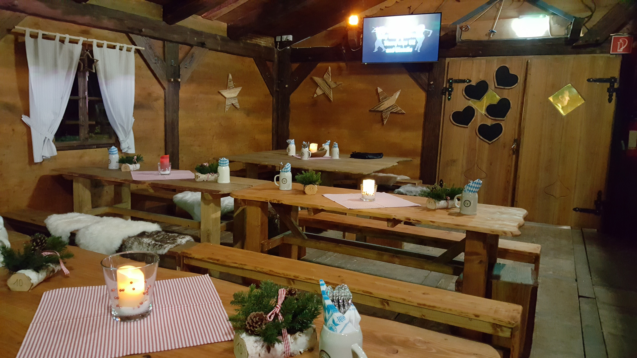 Unsere Fährhaus-Alm von Innen: Kuschelig und urig!